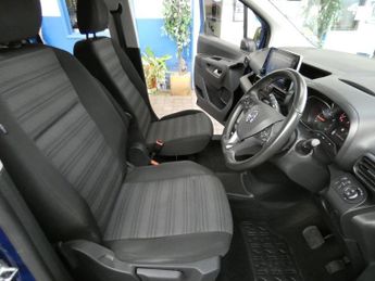 VAUXHALL COMBO LIFE 1.2 Turbo SE XL MPV 5dr Petrol Auto Euro 6 (s/s) (7 Seat) (130 p