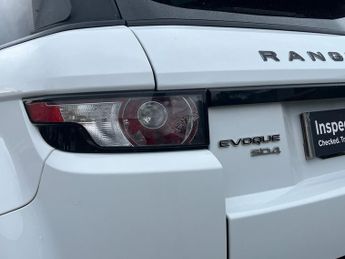LAND ROVER RANGE ROVER EVOQUE 2.2 SD4 Pure SUV 5dr Diesel Auto 4WD Euro 5 (s/s) (190 ps)