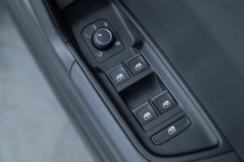 AUDI A1 1.0 TFSI 30 S line Sportback 5dr Petrol S Tronic Euro 6 (s/s) (1