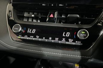 TOYOTA COROLLA 1.8 VVT-h Design Touring Sports 5dr Petrol Hybrid CVT Euro 6 (s/