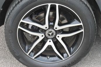 MERCEDES-BENZ GLA 1.6 GLA180 Urban Edition SUV 5dr Petrol Manual Euro 6 (s/s) (122