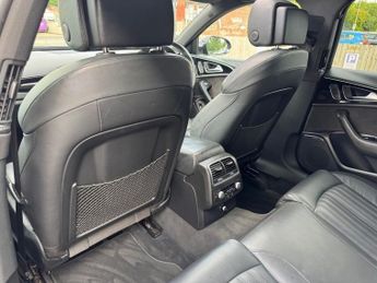 AUDI A6 AVANT 2.0 TDI ultra Black Edition Estate 5dr Diesel S Tronic Euro 6 (s