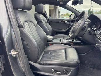 AUDI A6 AVANT 2.0 TDI ultra Black Edition Estate 5dr Diesel S Tronic Euro 6 (s