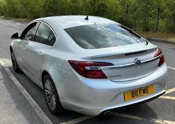 VAUXHALL INSIGNIA 2.0 CDTi Tech Line Hatchback 5dr Diesel Auto Euro 6 (170 ps)