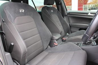 VOLKSWAGEN GOLF 2.0 TSI R Hatchback 5dr Petrol DSG 4Motion Euro 6 (s/s) (310 ps)