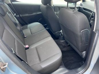 PEUGEOT 207 1.4 Verve Hatchback 5dr Petrol Manual Euro 5 (75 ps)