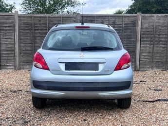 PEUGEOT 207 1.4 Verve Hatchback 5dr Petrol Manual Euro 5 (75 ps)