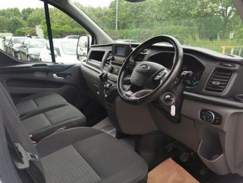 FORD TRANSIT CUSTOM 2.0 300 EcoBlue Trend Panel Van 5dr Diesel Manual L2 H1 Euro 6 (
