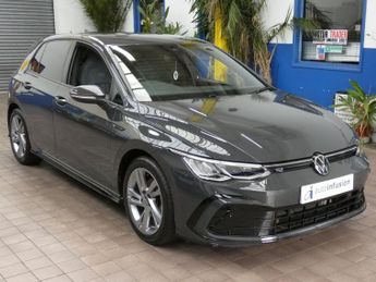 VOLKSWAGEN GOLF 1.5 TSI R-Line Hatchback 5dr Petrol Manual Euro 6 (s/s) (130 ps)