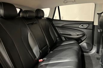MG MG 5 61.1kWh Exclusive Long Range Estate 5dr Electric Auto (156 ps) T
