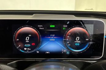 MERCEDES-BENZ EQC EQC 400 80kWh AMG Line (Premium Plus) SUV 5dr Electric Auto 4MAT