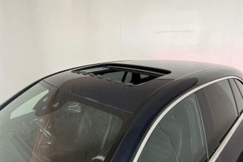 MERCEDES-BENZ EQC EQC 400 80kWh AMG Line (Premium Plus) SUV 5dr Electric Auto 4MAT