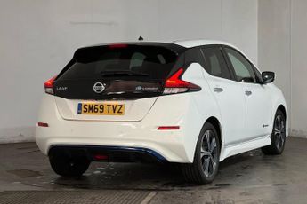 NISSAN LEAF 40kWh Tekna Hatchback 5dr Electric Auto (150 ps) 1 Owner / Low M