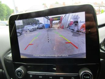 FORD PUMA 1.0T EcoBoost MHEV Titanium SUV 5dr Petrol Hybrid DCT Automatic 