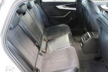 AUDI A4 2.0 TDI ultra S line Saloon 4dr Diesel S Tronic Euro 6 (s/s) (19