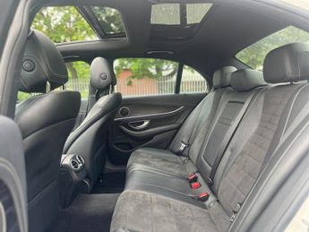 MERCEDES-BENZ E-CLASS 2.0 E200d AMG Line (Premium) Saloon 4dr Diesel G-Tronic+ Euro 6 