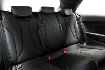 AUDI A3 2.0 TDI Black Edition Hatchback 3dr Diesel S Tronic Euro 6 (s/s)