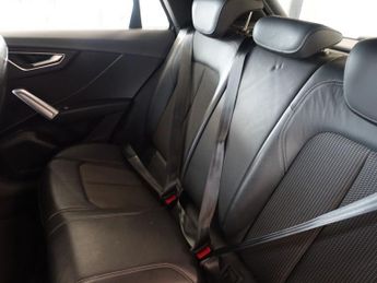 AUDI Q2 2.0 TDI 30 S line SUV 5dr Diesel S Tronic Euro 6 (s/s) (116 ps)