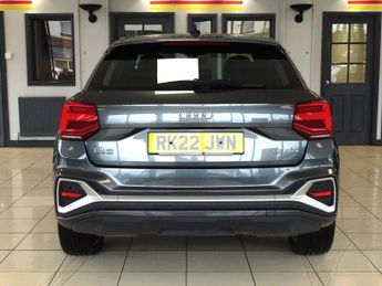 AUDI Q2 2.0 TDI 30 S line SUV 5dr Diesel S Tronic Euro 6 (s/s) (116 ps)