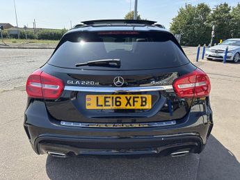 MERCEDES-BENZ GLA 2.1 GLA220d AMG Line (Premium) SUV 5dr Diesel 7G-DCT 4MATIC Euro