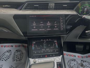 AUDI E-TRON 55 Launch Edition SUV 5dr Electric Auto quattro 95kWh (408 ps)