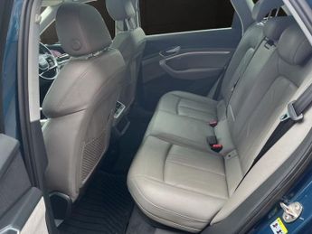 AUDI E-TRON 55 Launch Edition SUV 5dr Electric Auto quattro 95kWh (408 ps)