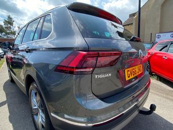 VOLKSWAGEN TIGUAN 2.0 TDI BlueMotion Tech SEL SUV 5dr Diesel DSG 4Motion Euro 6 (s