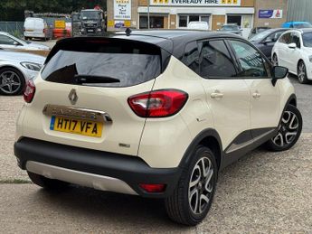 RENAULT CAPTUR 1.5 dCi ENERGY Signature Nav SUV 5dr Diesel Auto Euro 6 (s/s) (9