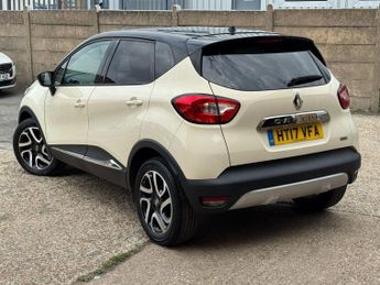 RENAULT CAPTUR 1.5 dCi ENERGY Signature Nav SUV 5dr Diesel Auto Euro 6 (s/s) (9