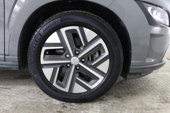HYUNDAI KONA 64kWh Premium Auto 5dr (10.5kW Charger)