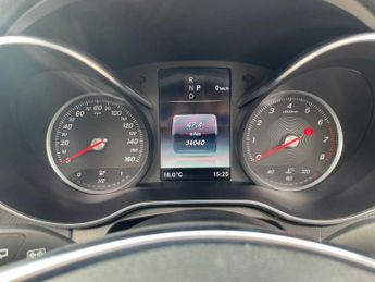 MERCEDES-BENZ GLC 2.0 GLC250 AMG Night Edition (Premium Plus) SUV 5dr Petrol G-Tro