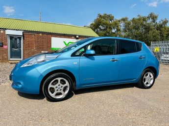 NISSAN LEAF 24kWh Hatchback 5dr Electric Auto (107 bhp)