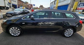 VAUXHALL ASTRA AUTOMATIC 1.6 16V Tech Line Sports Tourer 5dr Petrol Auto Euro 5