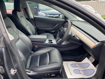 TESLA Model 3 (Dual Motor) Performance Saloon 4dr Electric Auto 4WDE (Performa