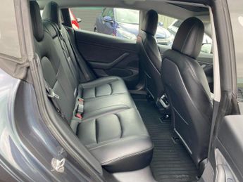 TESLA Model 3 (Dual Motor) Performance Saloon 4dr Electric Auto 4WDE (Performa
