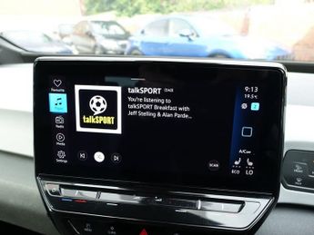 VOLKSWAGEN ID.3 Pro Performance 58kWh Business Hatchback 5dr Electric Auto (204 
