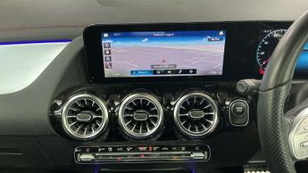 MERCEDES-BENZ EQA EQA 250 66.5kWh AMG Line (Premium) SUV 5dr Electric Auto (190 ps