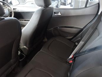 HYUNDAI I10 1.2 Premium Hatchback 5dr Petrol Auto Euro 6 (87 ps)