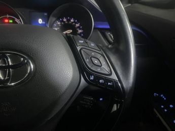 TOYOTA C-HR 1.8 VVT-h Dynamic SUV 5dr Petrol Hybrid CVT Euro 6 (s/s) (122 ps
