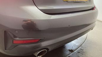 BMW 3 SERIES 2.0 330e 12kWh SE Pro Saloon 4dr Petrol Plug-in Hybrid Auto Euro