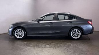 BMW 3 SERIES 2.0 330e 12kWh SE Pro Saloon 4dr Petrol Plug-in Hybrid Auto Euro