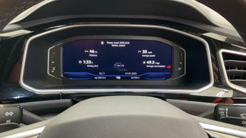 VOLKSWAGEN T-ROC 2.0 TDI R-Line SUV 5dr Diesel DSG Euro 6 (s/s) (150 ps)