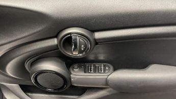 MINI HATCH 1.5 One Hatchback 5dr Petrol Steptronic Euro 6 (s/s) (102 ps)