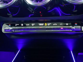 MERCEDES-BENZ EQA EQA 250 66.5kWh AMG Line (Premium) SUV 5dr Electric Auto (190 ps