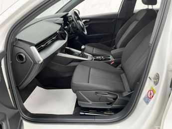 AUDI A3 1.5 TFSI 35 Technik Sportback 5dr Petrol Manual Euro 6 (s/s) (15