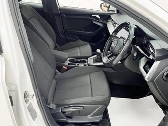 AUDI A3 1.5 TFSI 35 Technik Sportback 5dr Petrol Manual Euro 6 (s/s) (15