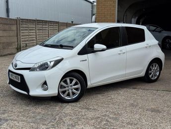 TOYOTA YARIS 1.5 VVT-h T4 Hatchback 5dr Petrol Hybrid CVT Euro 5 (101 ps)