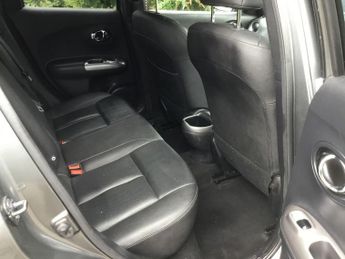 NISSAN JUKE 1.2 DIG-T Tekna SUV 5dr Petrol Manual Euro 5 (s/s) Euro 5 (115 p
