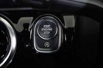 MERCEDES-BENZ CLA 2.0 CLA220 AMG Line Coupe 7G-DCT Euro 6 (s/s) 4dr
