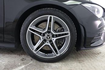 MERCEDES-BENZ CLA 2.0 CLA220 AMG Line Coupe 7G-DCT Euro 6 (s/s) 4dr